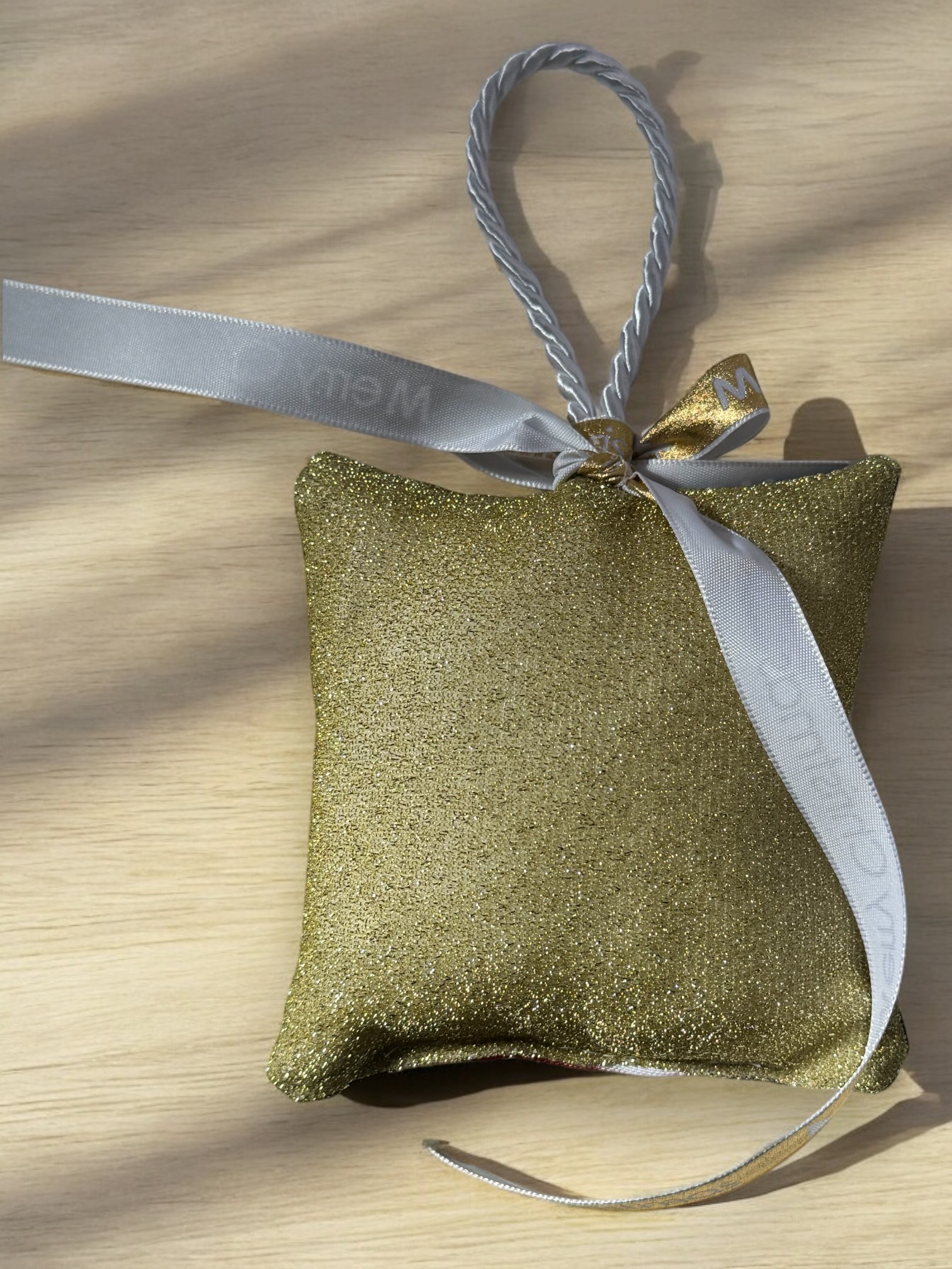 Χριστουγεννιάτικο Αρωματικό Μαξιλαράκι "Η πριγκίπισσα με το αστέρι με Χρυσό Λούρεξ" - Image 3