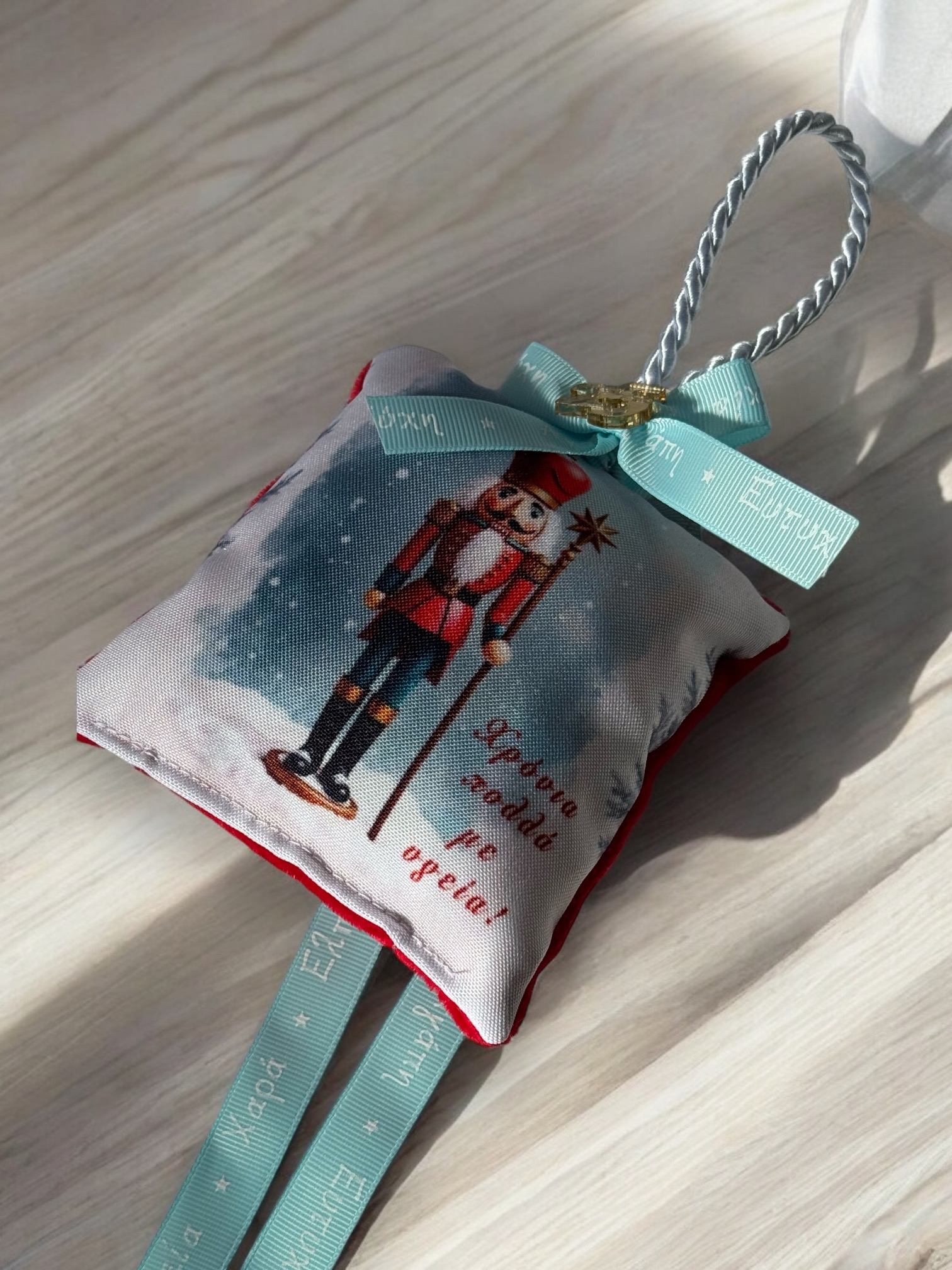 Χριστουγεννιάτικο Αρωματικό Μαξιλαράκι "Μολυβένιος Στρατιώτης με Κόκκινο Βελούδο"